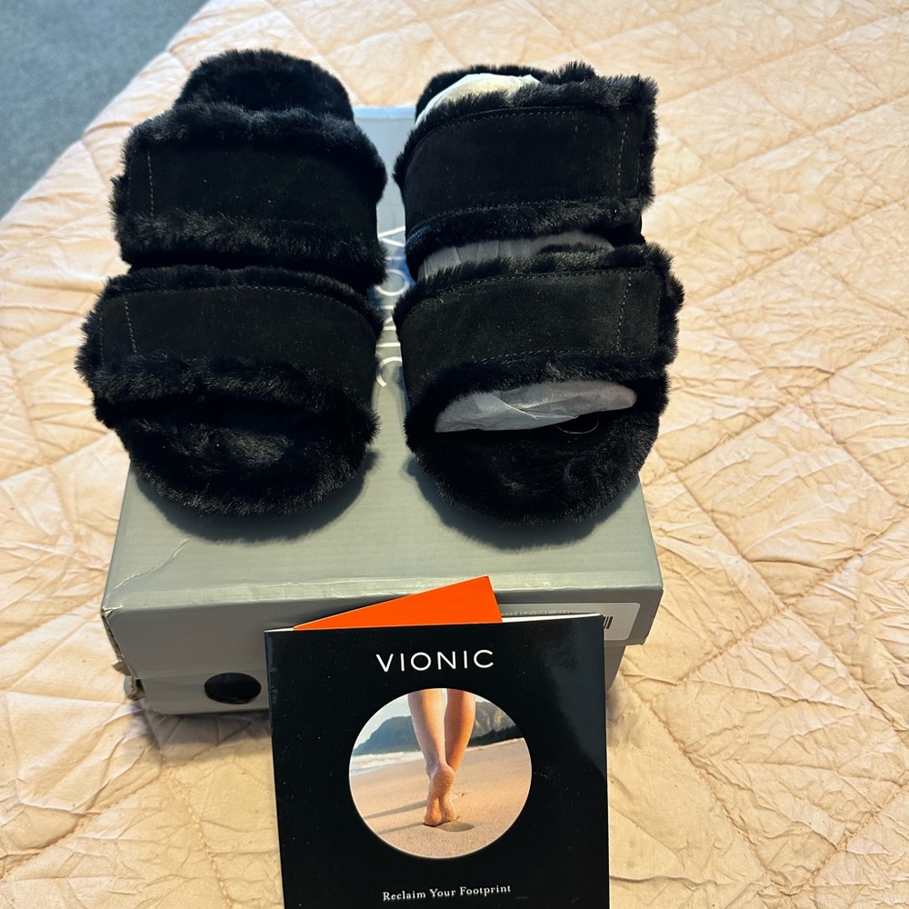 Vionic Slippers